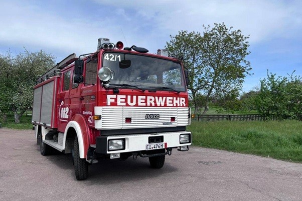 Іванівська громада, що нині фактично відрізана від Чернігова, відтепер має власний пожежний автомобіль.
