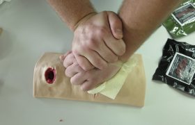 Тактична медицина в рамках проєкту «Спроможна жінка — опора України». 29 жовтня 2024р. Фото: ГО “Українська Жіноча Варта / Віталій Антоненко (Vitaliy Antonenko)/Гордієнко Тетяна
