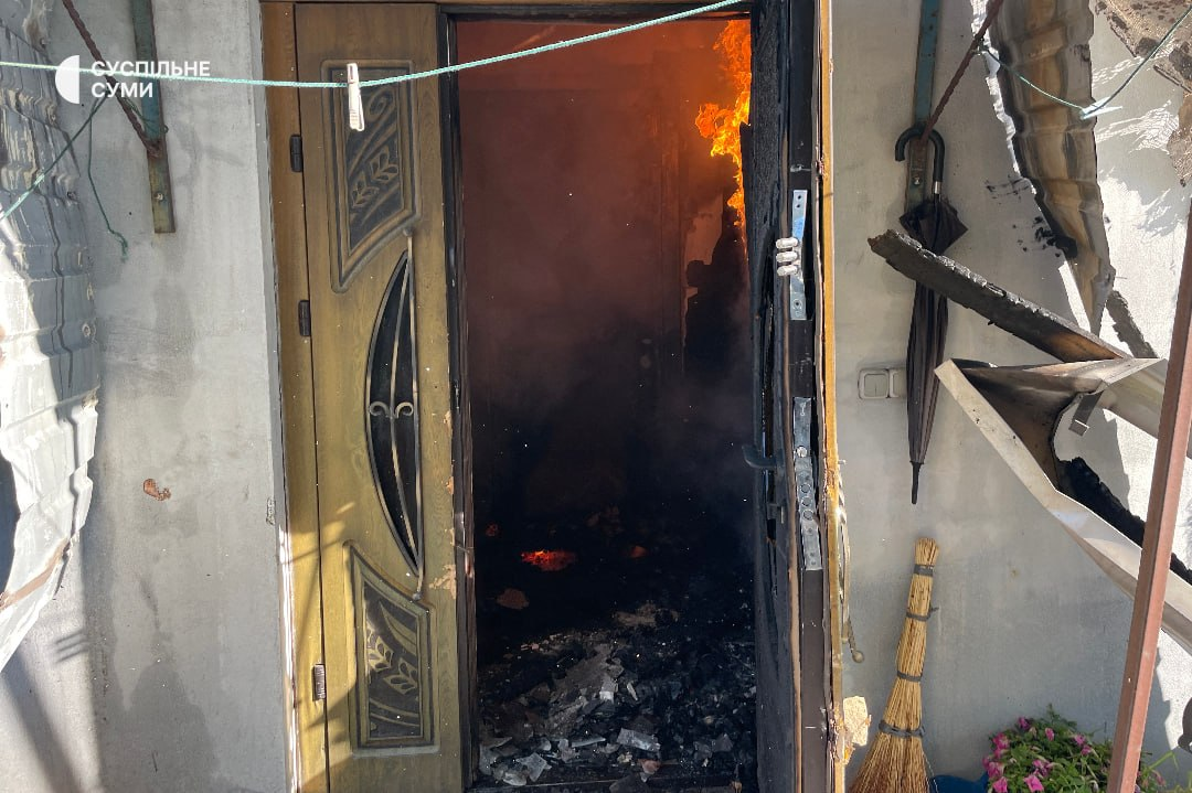 The aftermath of the strikes in Okhtyrka community. Photo: open sources
