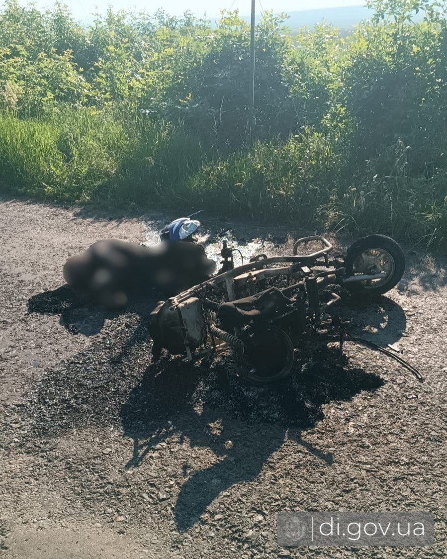 A russian FPV drone attacked a scooter. Photo: Viacheslav Zadorenko