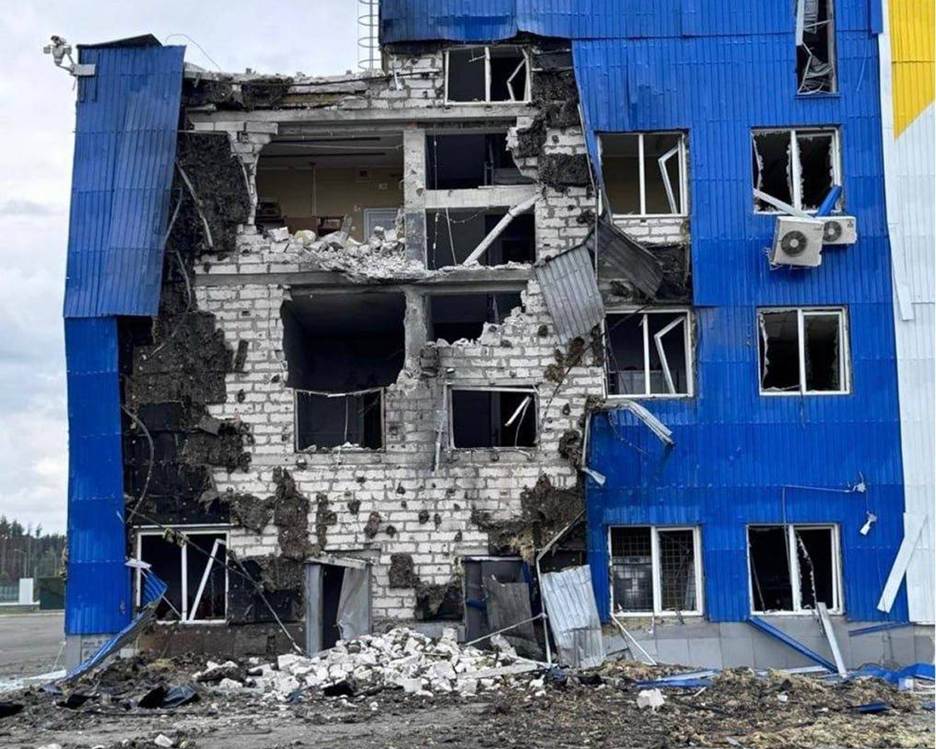 Building near Chornobyl Nuclear Power Plant damaged by a russian drone, June 7, 2026. Photo: Enerhoatom