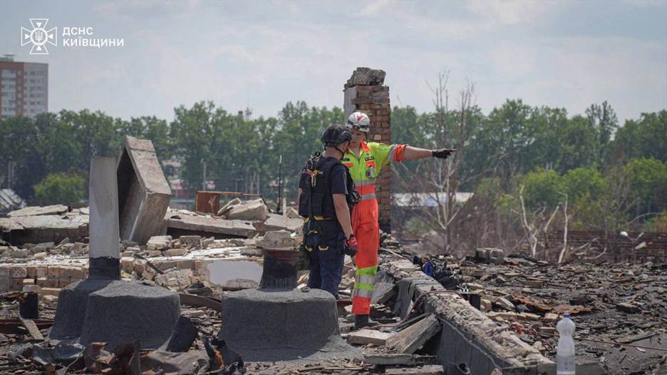 Roofs in Vyshneve were checked for explosive devices and these were defused, Kyiv Oblast, 15 July 2026. Photo: Kyiv Oblast State Emergency Service