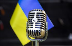У Гамбурзі на хвилях Hamburger Lokalradio першого понеділка кожного місяця виходитиме годинна передача з українською рок-музикою «Радіо Доброго вечора». фото