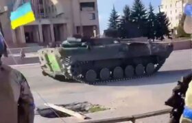 На головну